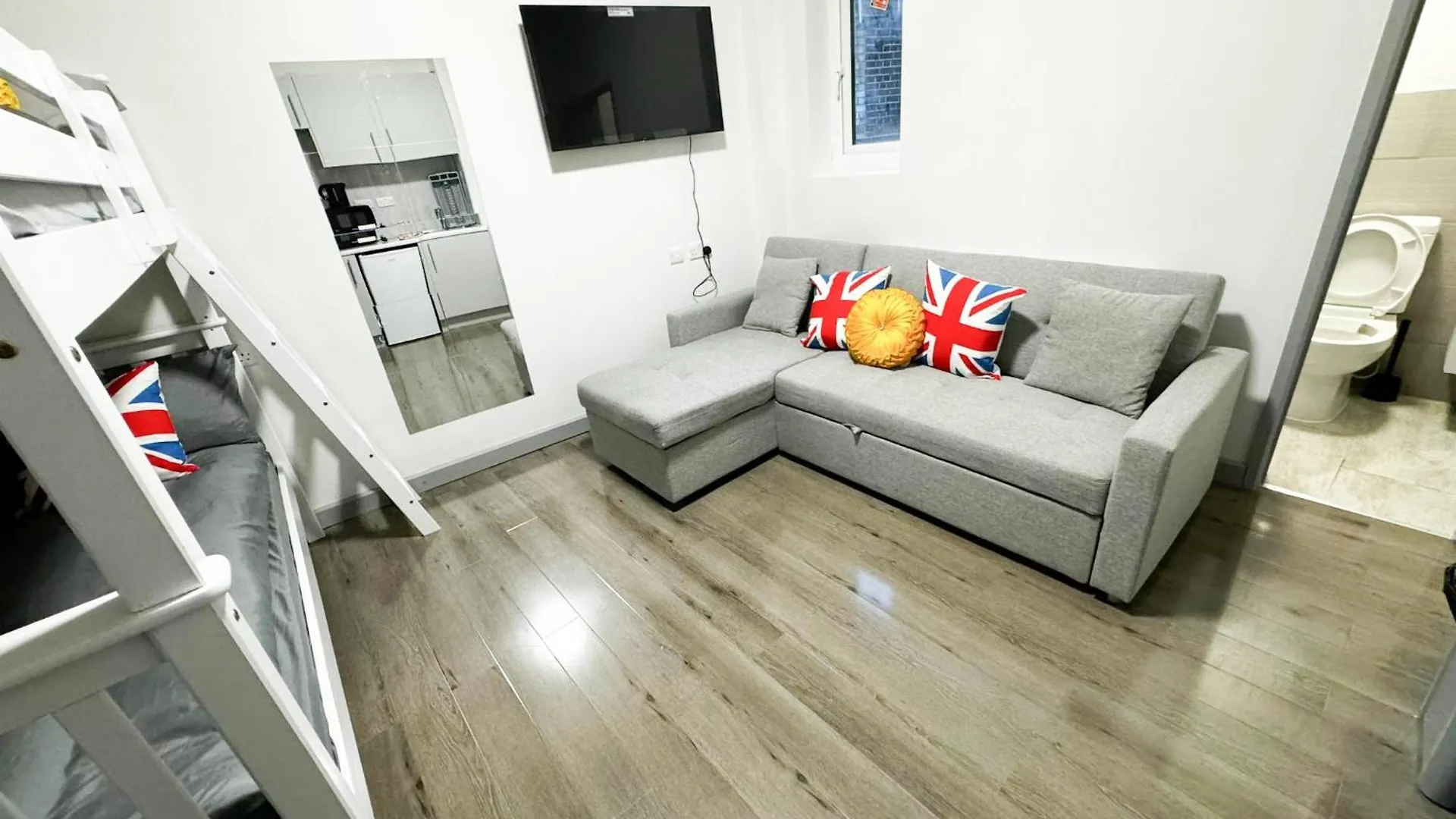 Apartment Flat 3 Stay In Ilford